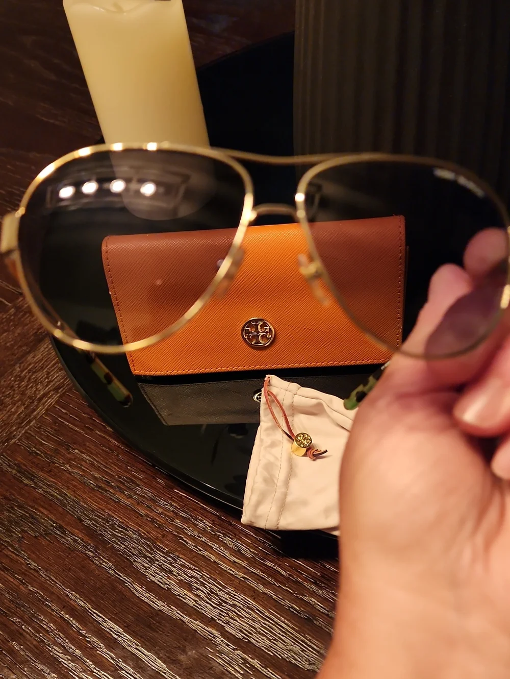 Preloved Tory Burch Aviator Sunglasses with Tan Pouch& Orange Case